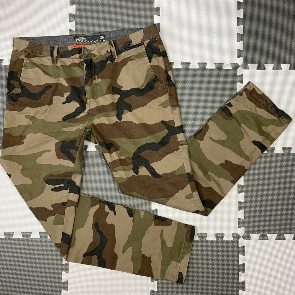 Vans Off The Wall Camo Pants Men’s Size 36X32 Cotton Pants Camouflage